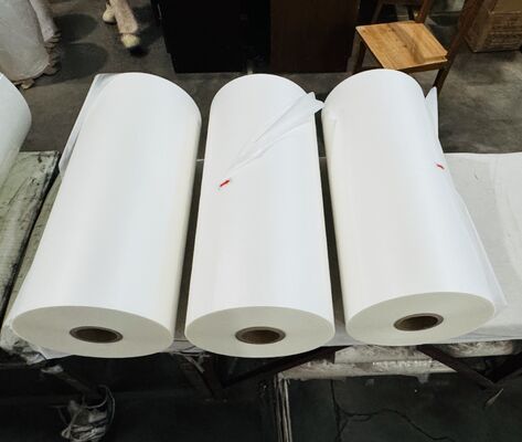 Premium matte lamineerfolie met aanpasbare etikettering, lange houdbaarheid en naadloze afwerking voor verbeterde bescherming