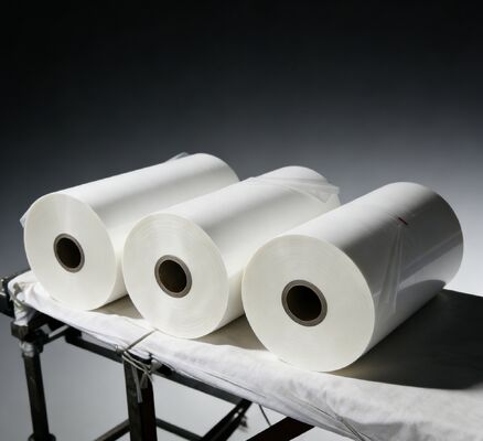 Matte laminatiefilm met een dikte van 17 tot 45 micron en een gladde matte oppervlakte met een dubbelzijdige coronabehandeling