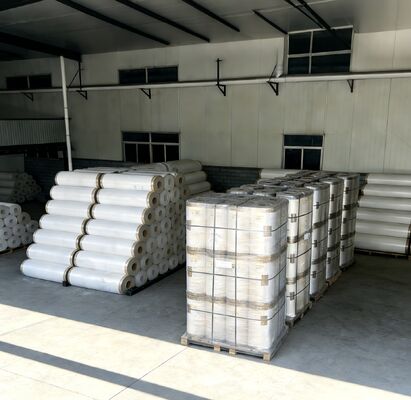 Herbruikbare en milieuvriendelijke zachte hardheid Glanzende lamineerfilm met een dikte van 17-45 micron voor een langdurige glans