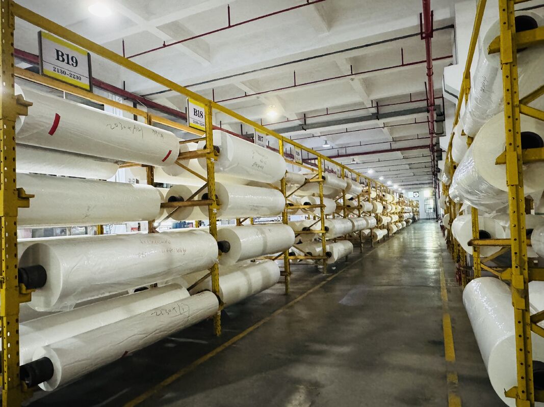 Hoge helderheid PET thermische lamineerfilm met temperatuurbestandheid tot 130°C en aangepaste lengte tot 6000 meter