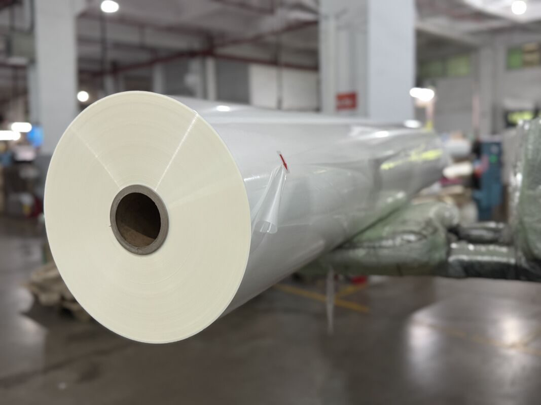 Waterdichte en krasbestendige PET-thermische lamineerfilm met hoge helderheid voor fotolamineering