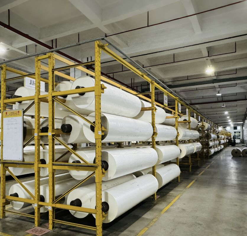 Doorzichtige BOPP-thermische lamineerfilm met EVA-lijm uit Korea en een breedte van 2200 mm voor een heldere beschermende coating