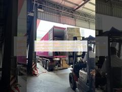 Posters Glans Gecoate Laminatiefolie Warm Laminatiefolie Biedt een Helder Glanzend Oppervlak en Duurzame Bescherming voor Posters